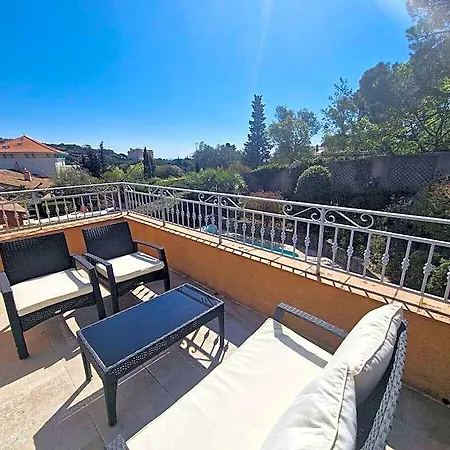Mont Cabasse Comfortable Hotel 2*