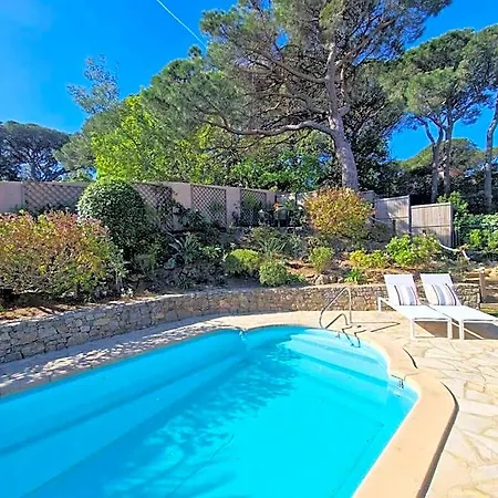 Mont Cabasse Comfortable 2* Sainte-Maxime